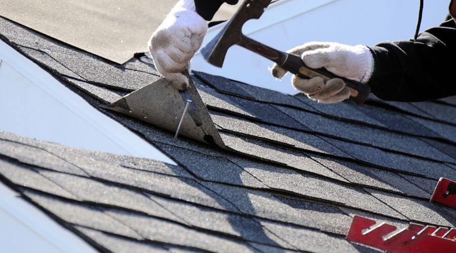 Professional residential roofers in Eskdale, WV